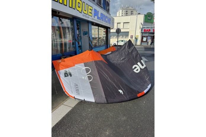 F-ONE Addikt Tec 9m 2025 Occasion