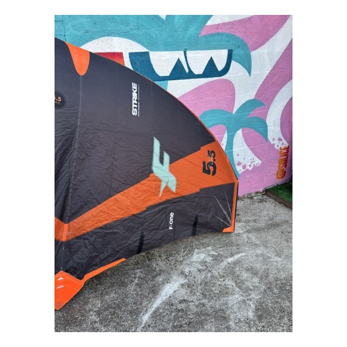 F-ONE Strike V4 5.5m² - Occasion