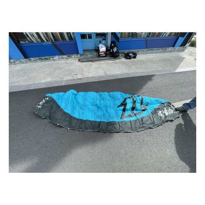 NORTH Solid 8 4m&sup2; + Barre Occasion