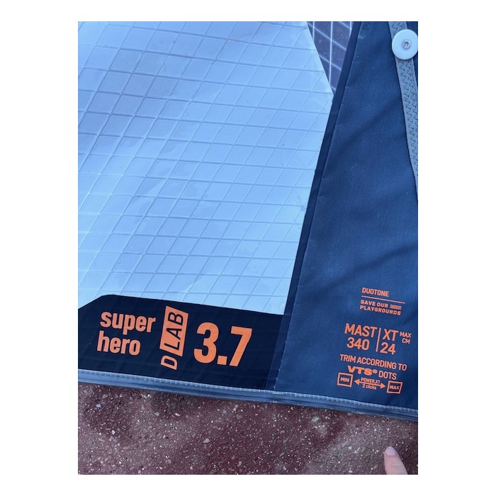 DUOTONE Super Hero D/LAB 3.7m&sup2; 2026 Occasion