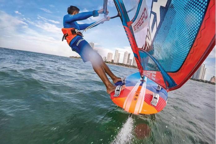 STARBOARD Foil Race Plus / Mat Carbone